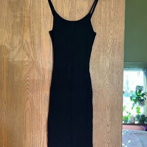 Hera Collection Black Midi Dress